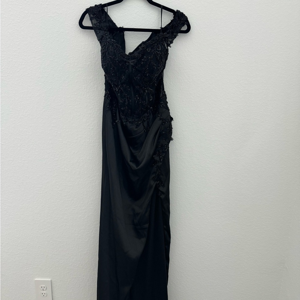 Black Elegant Dress